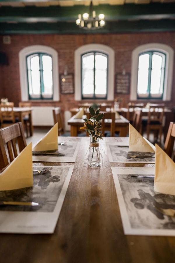 Na Kopecku Ad 1795 - Penzion S Restauraci A Wellness V Podkrkonosi Dvur Kralove nad Labem Exterior photo